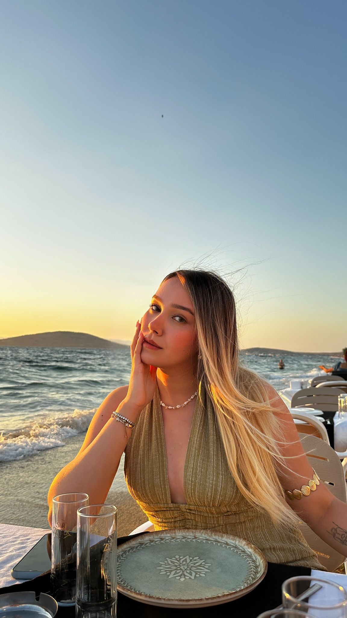 Hostes & Karşılama & Tercüman & Model